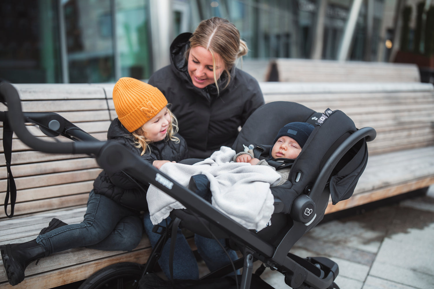 Thule stroller store car seat compatibility