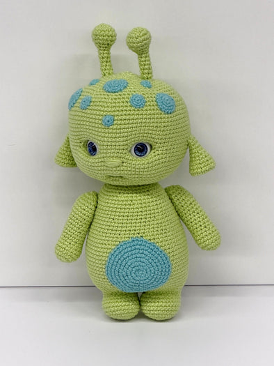 Green Alien (20cm)